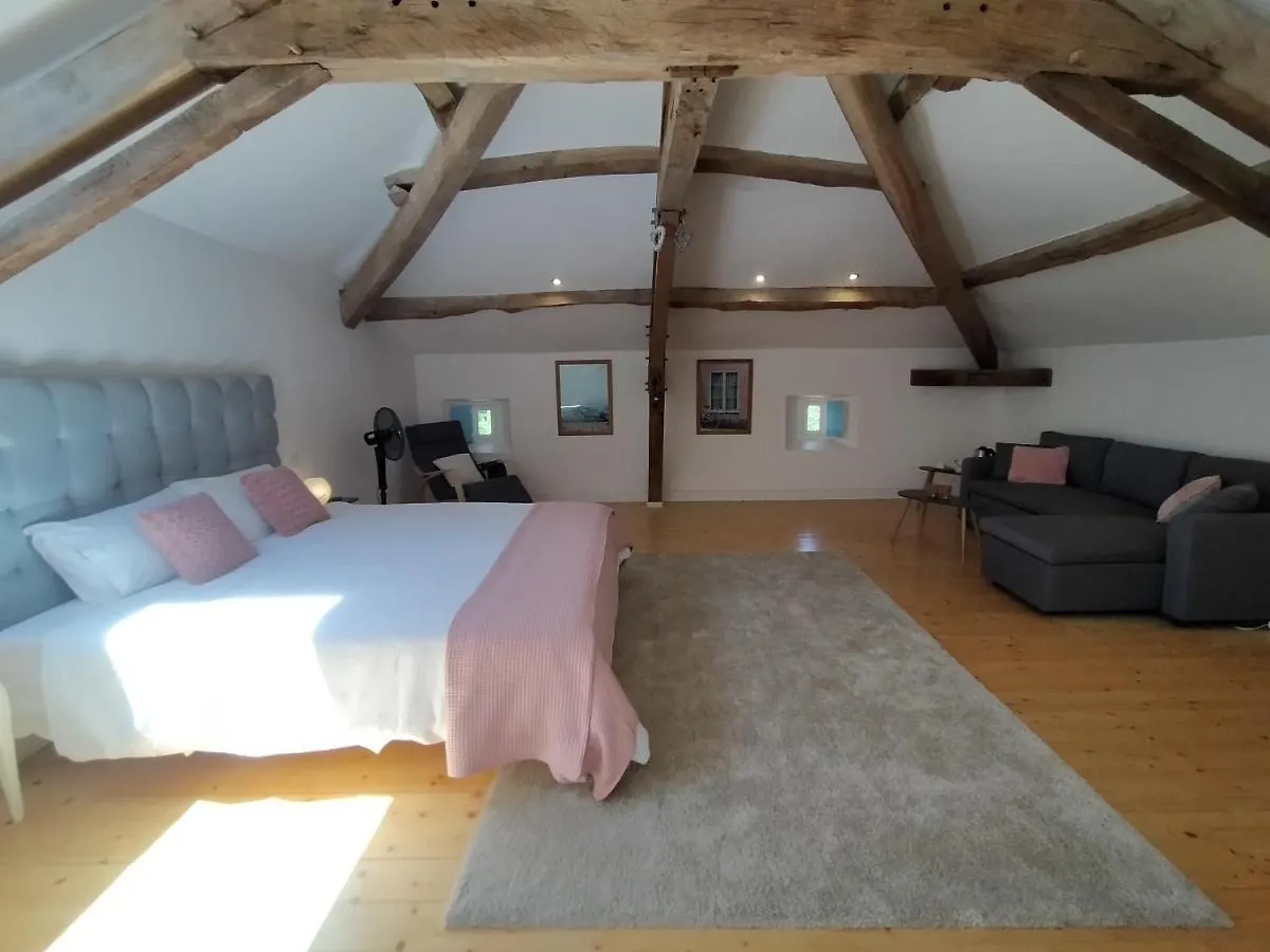 Couette-café Lafitole Lodge France